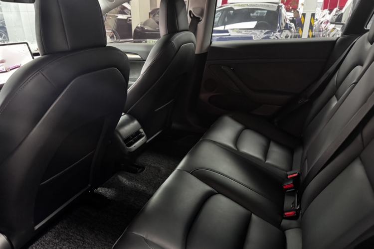 Used Tesla Model 3 2022 Rear-Wheel-Drive Version Interior 7