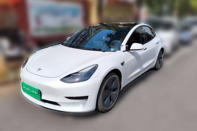 Ojetý Tesla Model 3 2022 Rear-Wheel-Drive Version