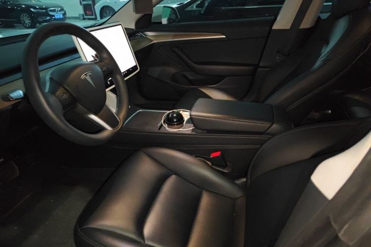 Used Tesla Model 3 2022 Rear-Wheel-Drive Version Left Front Seat