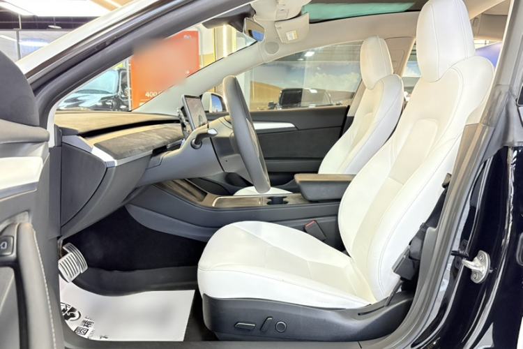 Used Tesla Model 3 2022 Performance High-Performance All-Wheel-Drive Version Left Front Seat