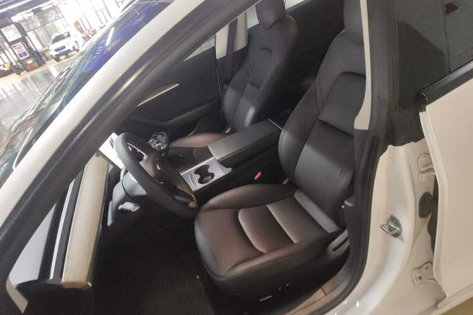 Used Tesla Model 3 2022 Rear-Wheel-Drive Version Left Front Seat