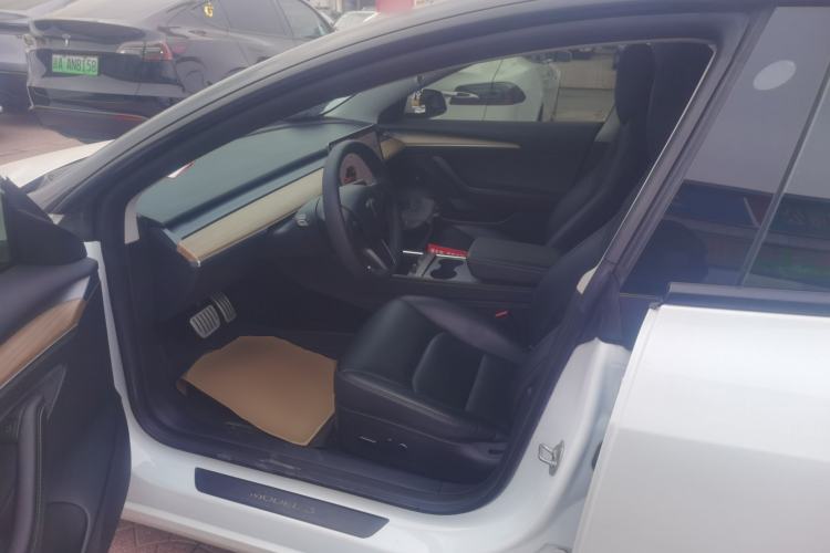 Used Tesla Model 3 2022 Performance High-Performance All-Wheel-Drive Version Left Front Seat