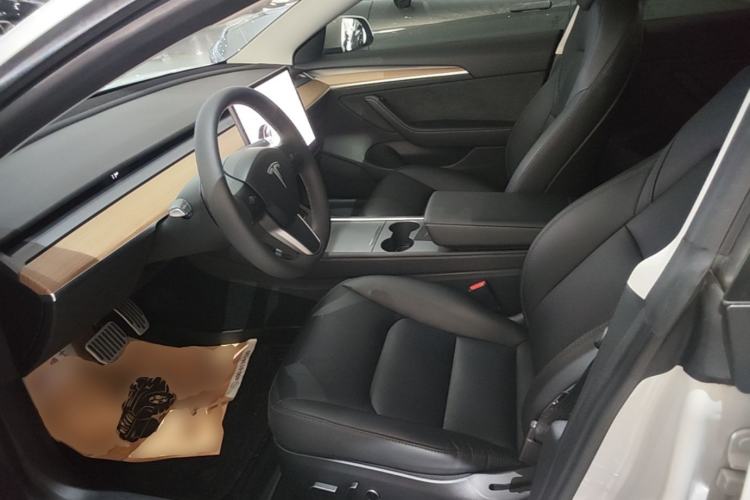 Used Tesla Model 3 2022 Rear-Wheel-Drive Version Left Front Seat