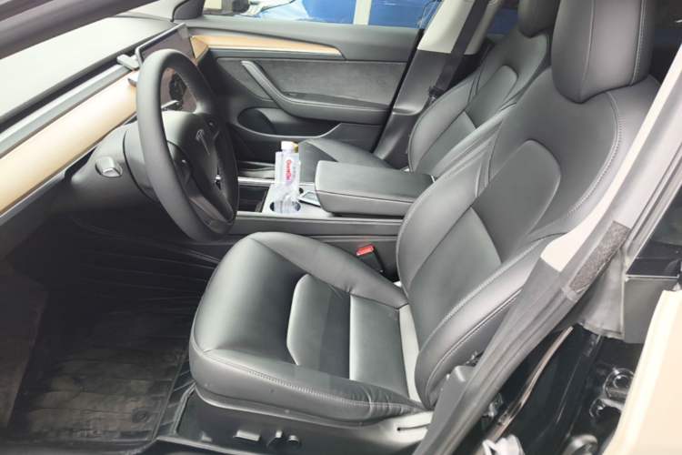 Used Tesla Model 3 2022 Rear-Wheel-Drive Version Left Front Seat