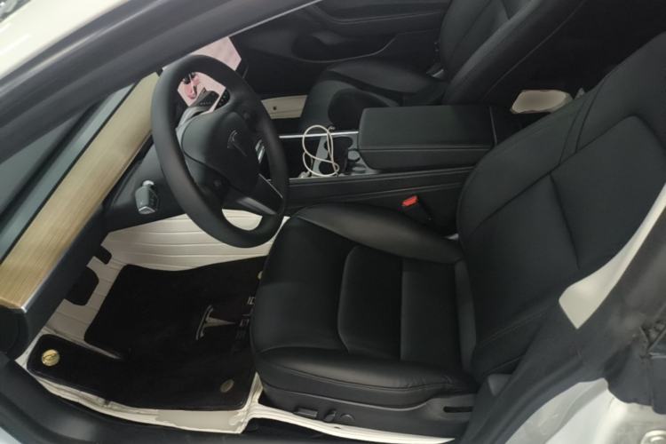 Used Tesla Model 3 2022 Rear-Wheel-Drive Version Left Front Seat