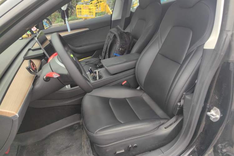 Used Tesla Model 3 2022 Rear-Wheel-Drive Version Left Front Seat