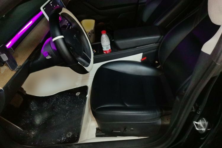 Used Tesla Model 3 2022 Rear-Wheel-Drive Version Left Front Seat