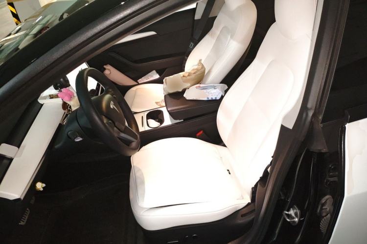 Used Tesla Model 3 2022 Rear-Wheel-Drive Version Left Front Seat