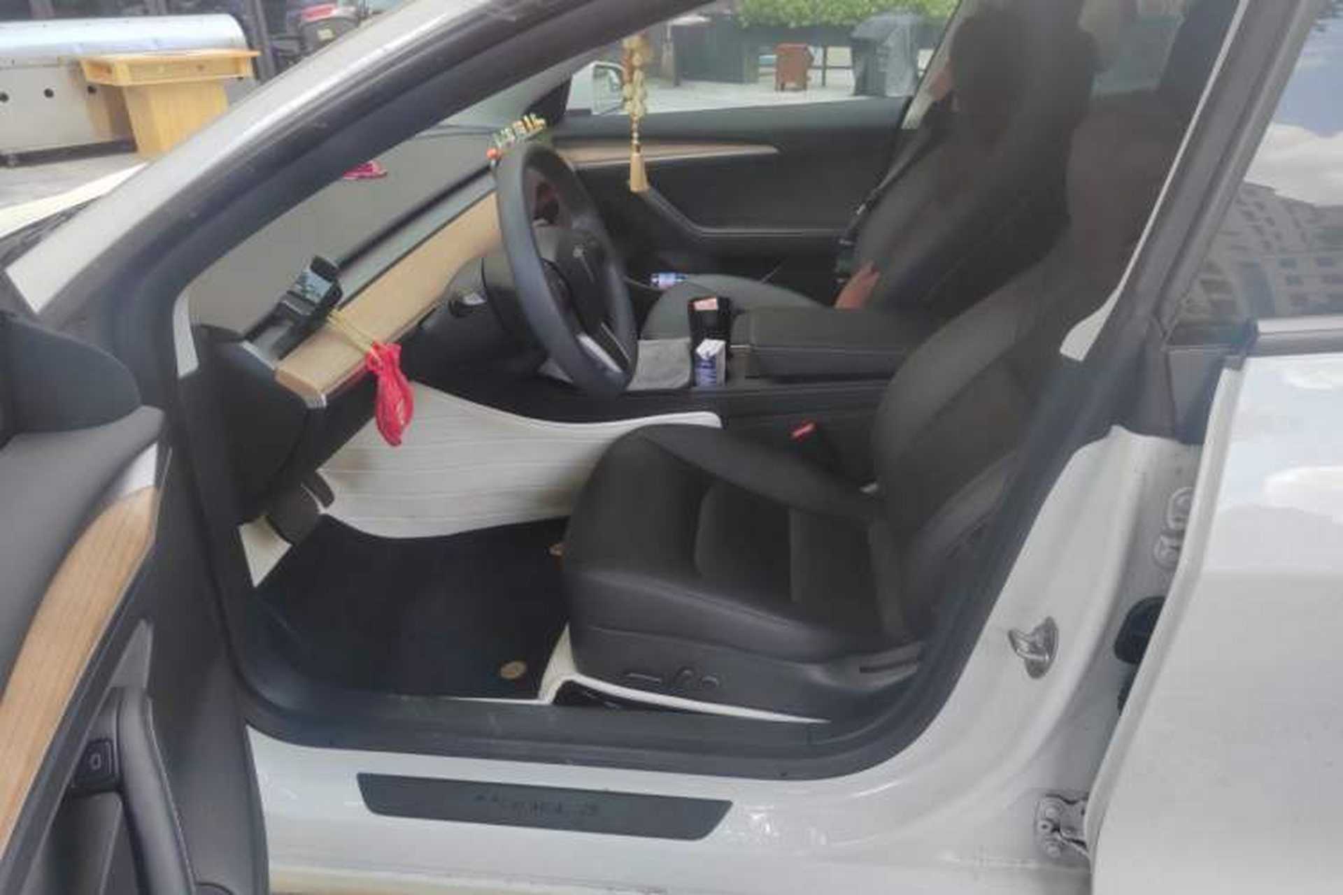 Used Tesla Model 3 2022 Rear-Wheel-Drive Version Left Front Seat