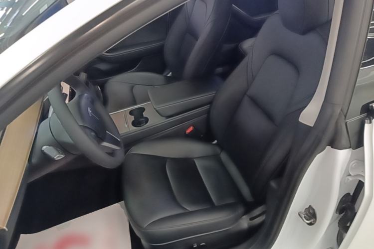 Used Tesla Model 3 2022 Rear-Wheel-Drive Version Left Front Seat
