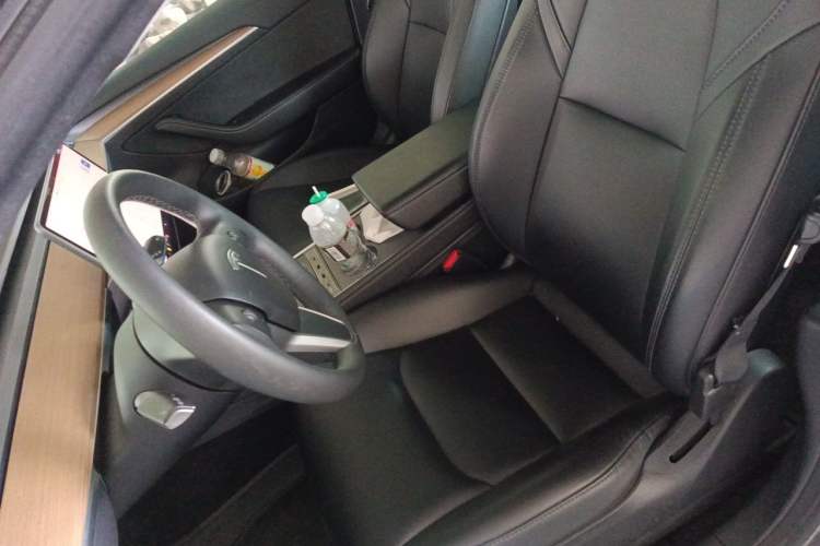 Used Tesla Model 3 2022 Rear-Wheel-Drive Version Left Front Seat