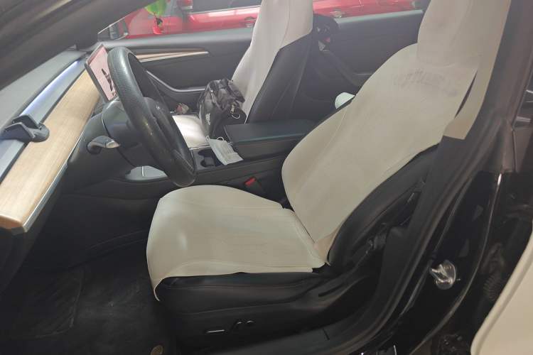 Used Tesla Model 3 2022 Rear-Wheel-Drive Version Left Front Seat