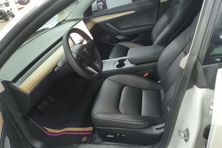 Used Tesla Model 3 2022 Rear-Wheel-Drive Version Left Front Seat