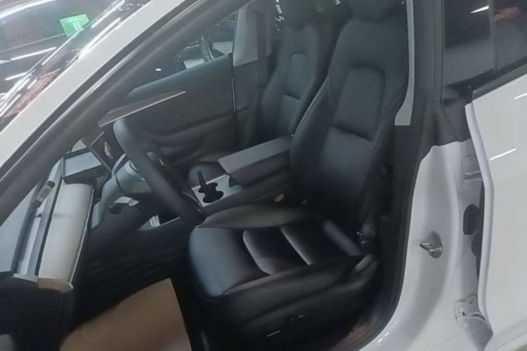 Used Tesla Model 3 2022 Rear-Wheel-Drive Version Left Front Seat
