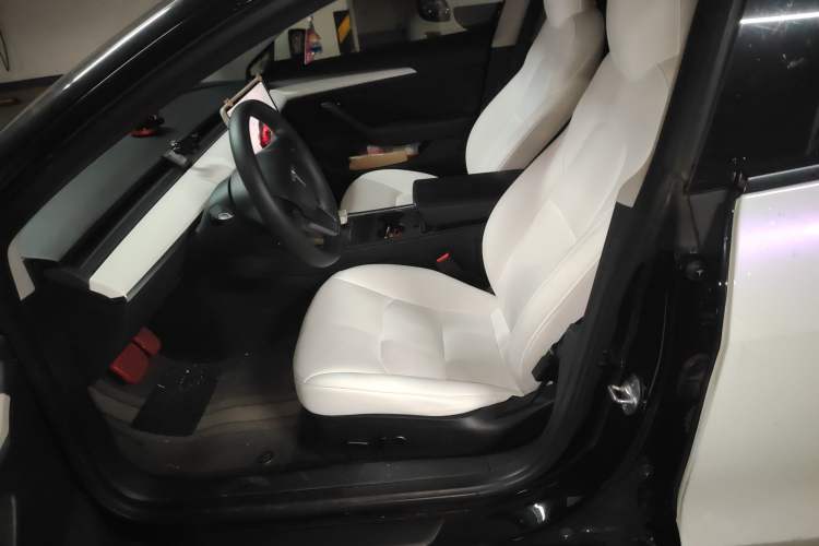 Used Tesla Model 3 2022 Rear-Wheel-Drive Version Left Front Seat