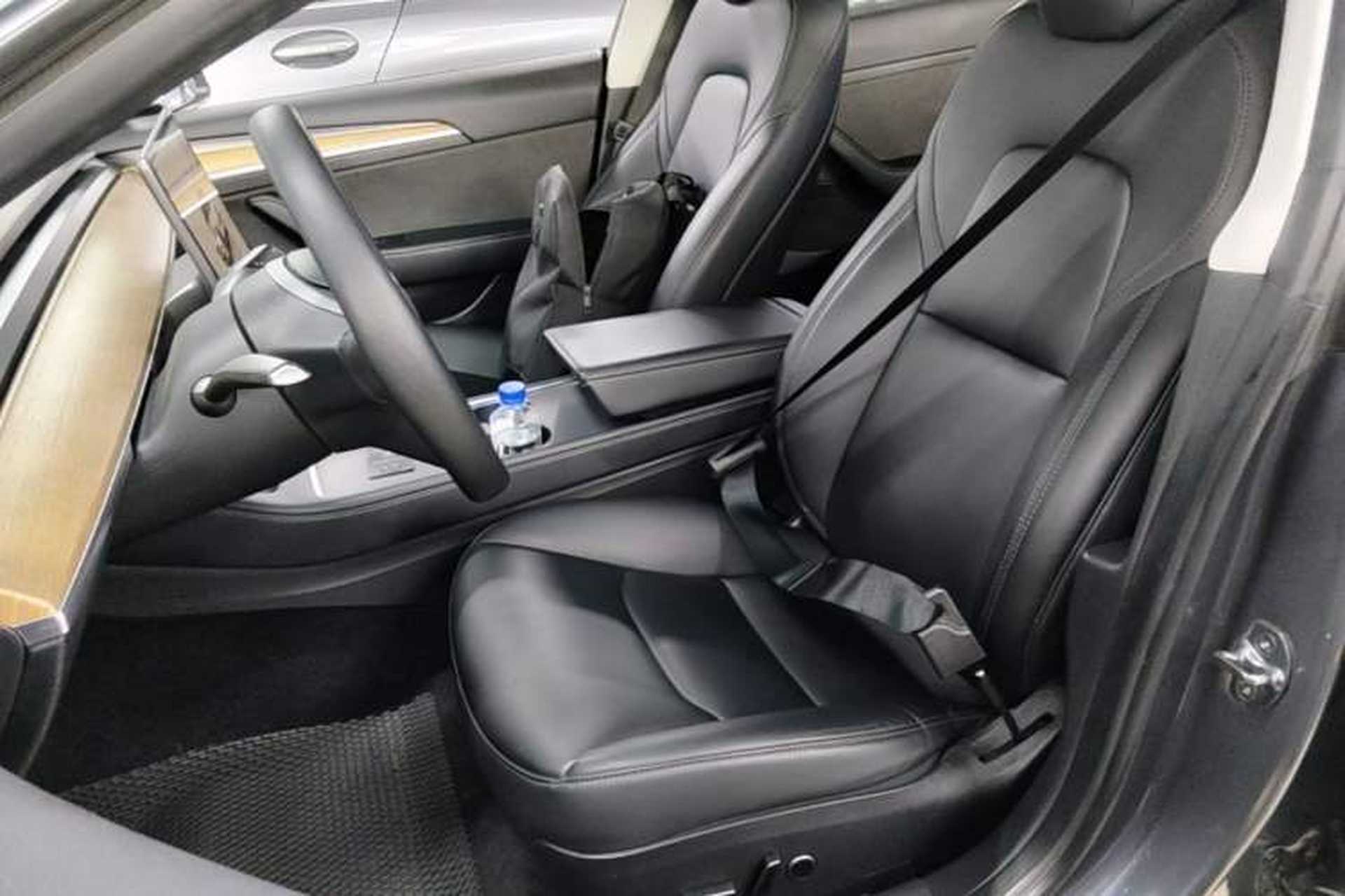 Used Tesla Model 3 2022 Performance High-Performance All-Wheel-Drive Version Left Front Seat