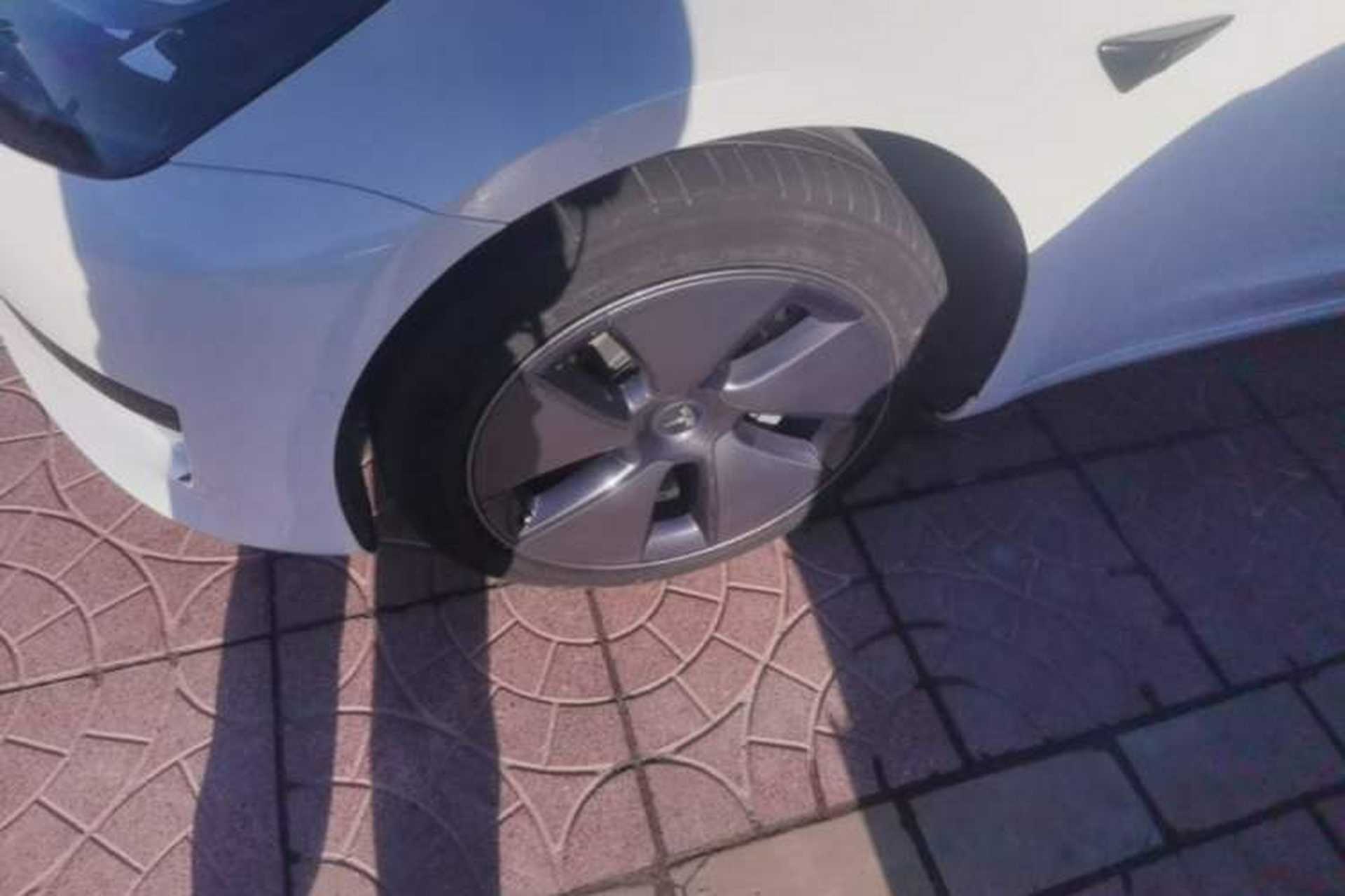 Used Tesla Model 3 2022 Rear-Wheel-Drive Version Left Front Wheel Hub