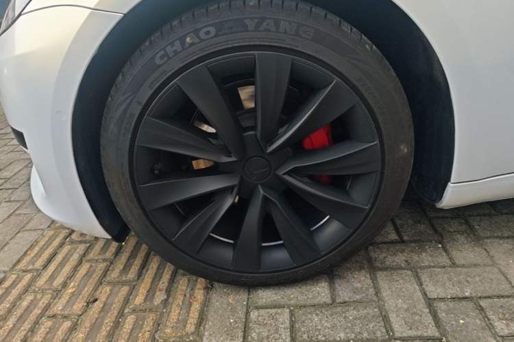 Used Tesla Model 3 2022 Rear-Wheel-Drive Version Left Front Wheel Hub