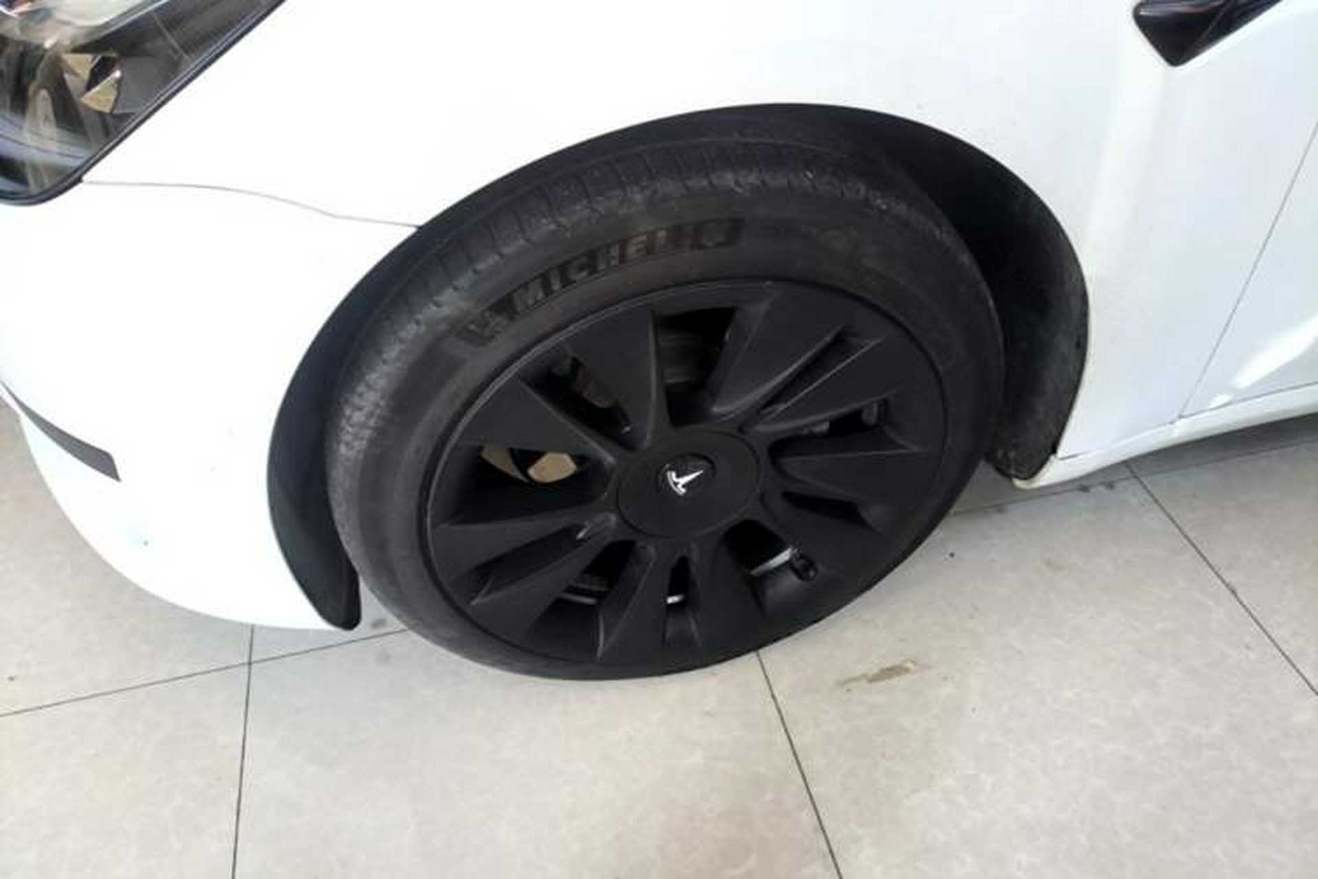 Used Tesla Model 3 2022 Rear-Wheel-Drive Version Left Front Wheel Hub