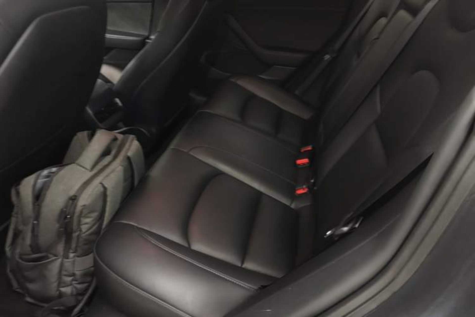 Used Tesla Model 3 2022 Performance High-Performance All-Wheel-Drive Version Left Rear Seat