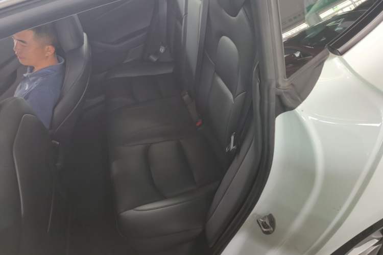 Used Tesla Model 3 2022 Rear-Wheel-Drive Version Left Rear Seat