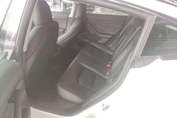 Used Tesla Model 3 2022 Rear-Wheel-Drive Version Left Rear Seat