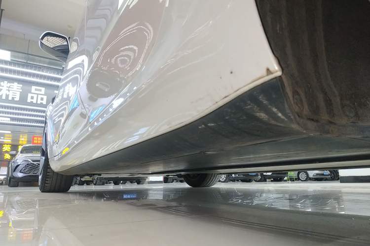 Used Tesla Model 3 2022 Rear-Wheel-Drive Version Left Side Sill