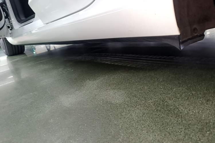 Used Tesla Model 3 2022 Rear-Wheel-Drive Version Left Side Sill