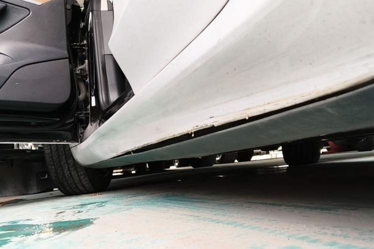 Used Tesla Model 3 2022 Rear-Wheel-Drive Version Left Side Sill