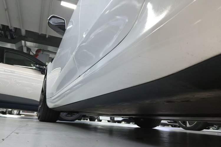 Used Tesla Model 3 2022 Rear-Wheel-Drive Version Left Side Sill