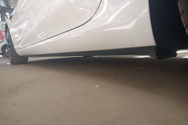 Used Tesla Model 3 2022 Rear-Wheel-Drive Version Left Side Sill