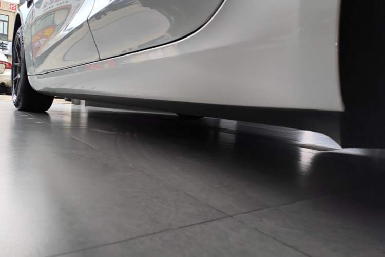 Used Tesla Model 3 2022 Rear-Wheel-Drive Version Left Side Sill