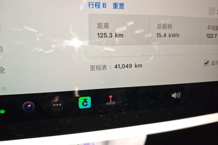Used Tesla Model 3 2022 Rear-Wheel-Drive Version Odometer Close Up
