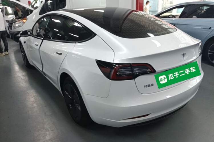 Used Tesla Model 3 2022 Rear-Wheel-Drive Version Rear Left 45 Deg