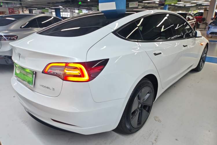 Used Tesla Model 3 2022 Rear-Wheel-Drive Version Rear Right 45 Deg