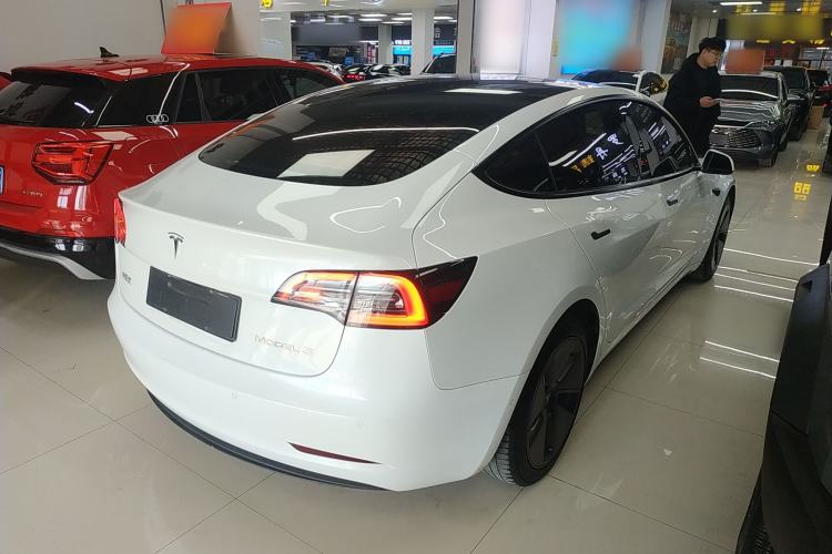 Used Tesla Model 3 2022 Rear-Wheel-Drive Version Rear Right 45 Deg