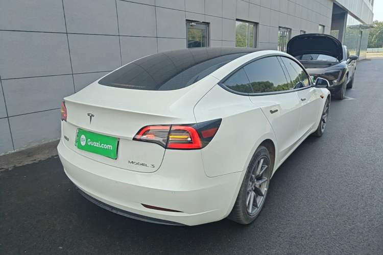 Used Tesla Model 3 2022 Rear-Wheel-Drive Version Rear Right 45 Deg