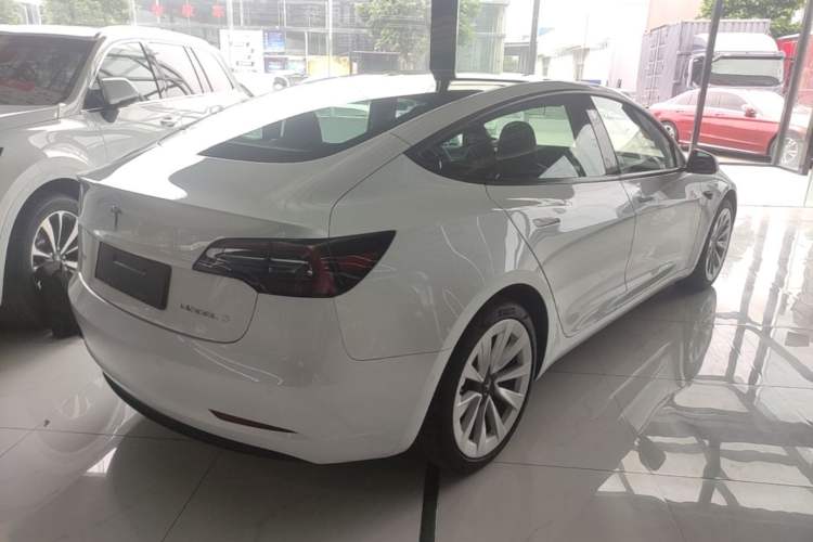 Used Tesla Model 3 2022 Rear-Wheel-Drive Version Rear Right 45 Deg