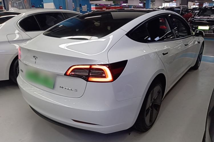 Used Tesla Model 3 2022 Rear-Wheel-Drive Version Rear Right 45 Deg