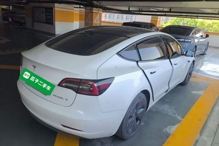 Used Tesla Model 3 2022 Rear-Wheel-Drive Version Rear Right 45 Deg
