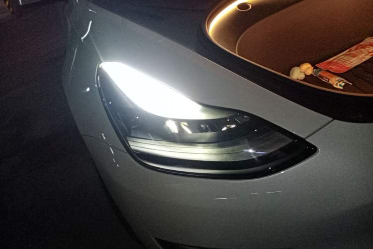 Used Tesla Model 3 2022 Performance High-Performance All-Wheel-Drive Version Right Front Headlight