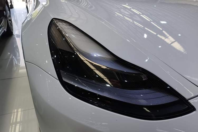 Used Tesla Model 3 2022 Rear-Wheel-Drive Version Right Front Headlight