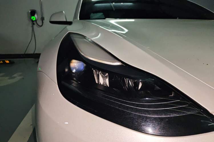 Used Tesla Model 3 2022 Rear-Wheel-Drive Version Right Front Headlight