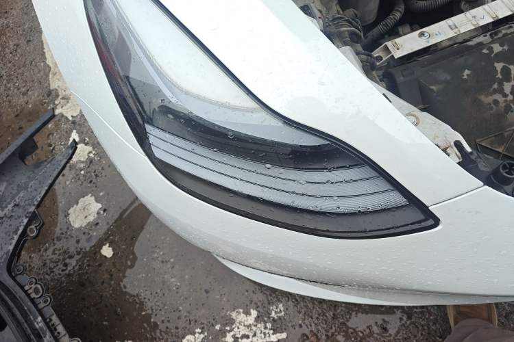 Used Tesla Model 3 2022 Rear-Wheel-Drive Version Right Front Headlight