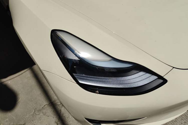 Used Tesla Model 3 2022 Rear-Wheel-Drive Version Right Front Headlight