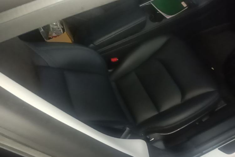 Used Tesla Model 3 2022 Rear-Wheel-Drive Version Right Front Seat