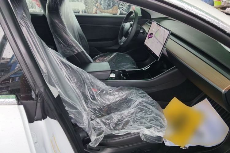 Used Tesla Model 3 2022 Rear-Wheel-Drive Version Right Front Seat