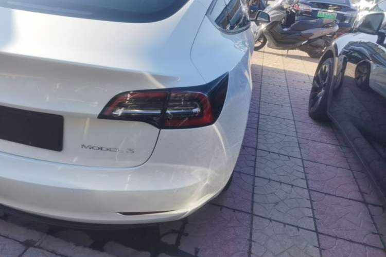 Used Tesla Model 3 2022 Rear-Wheel-Drive Version Right Rear Taillight