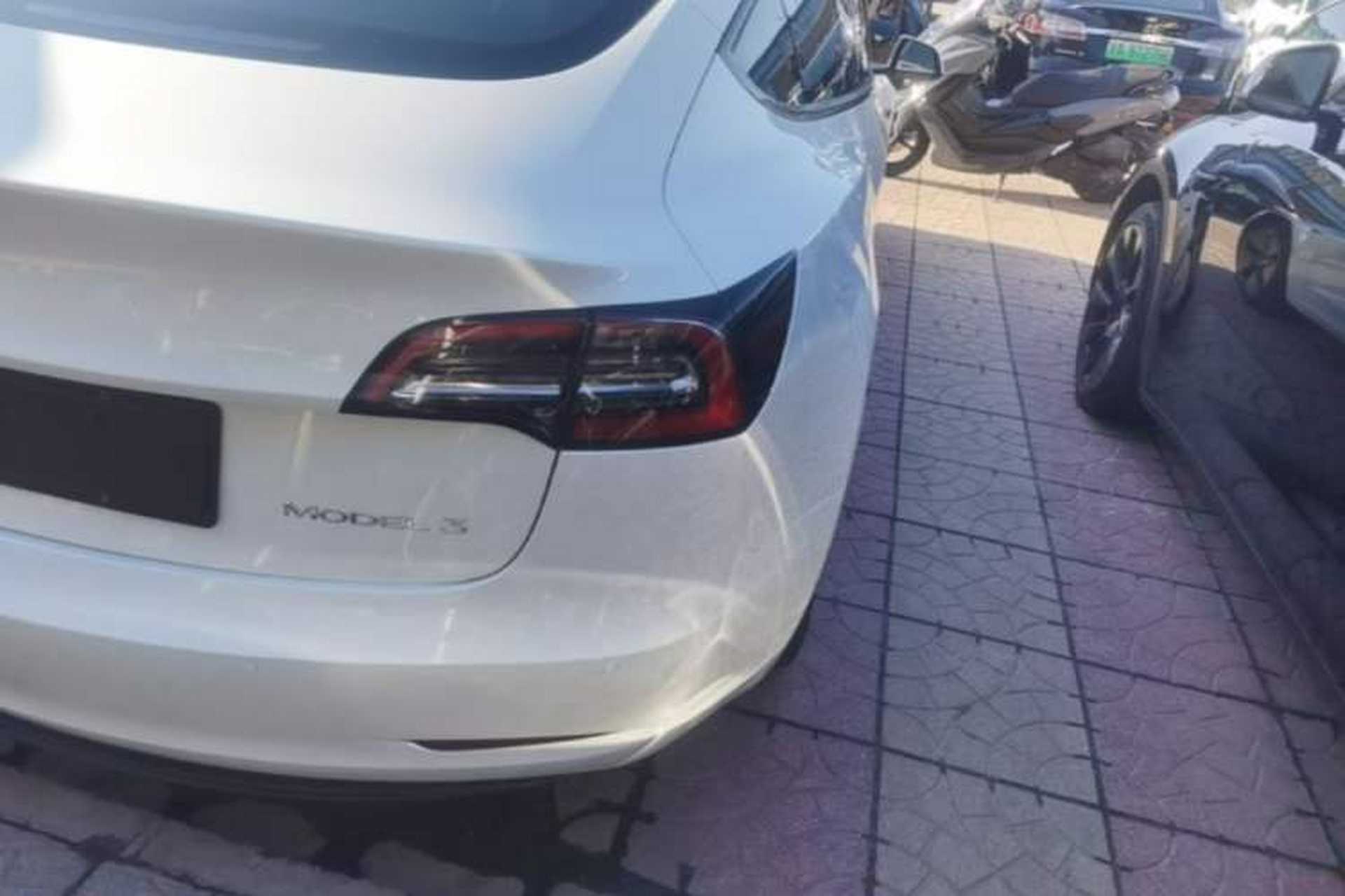 Used Tesla Model 3 2022 Rear-Wheel-Drive Version Right Rear Taillight