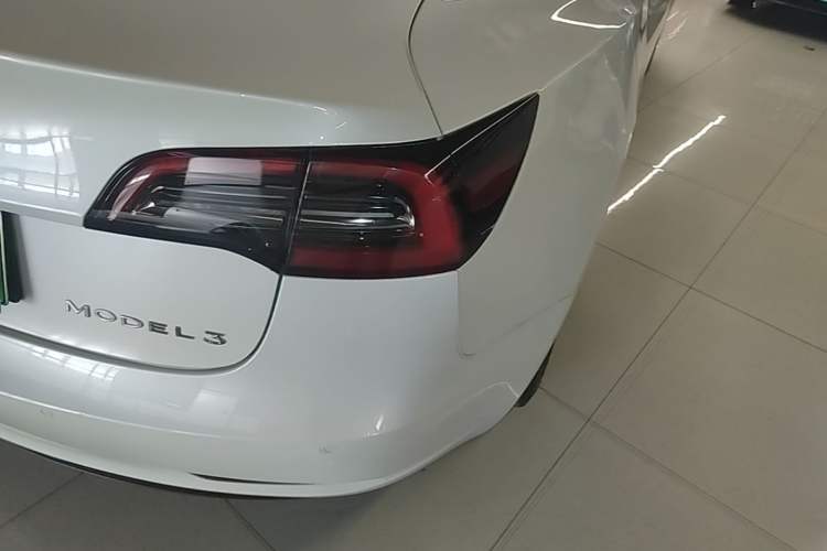 Used Tesla Model 3 2022 Rear-Wheel-Drive Version Right Rear Taillight